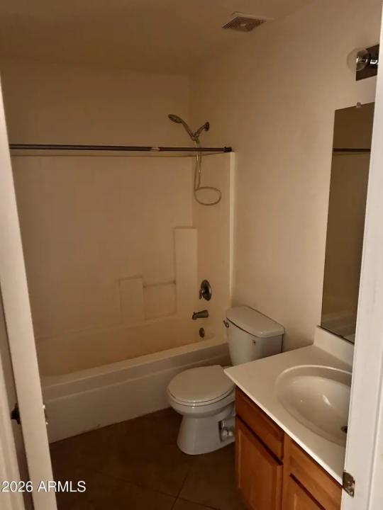 Real Estate Picture 25