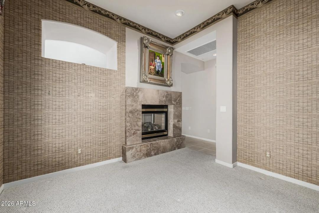 Real Estate Picture 14