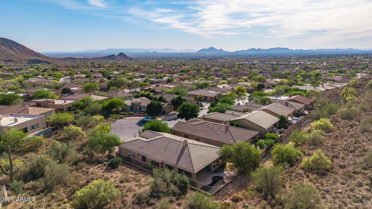 Real Estate Picture 36