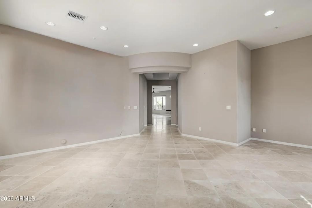 Real Estate Picture 7