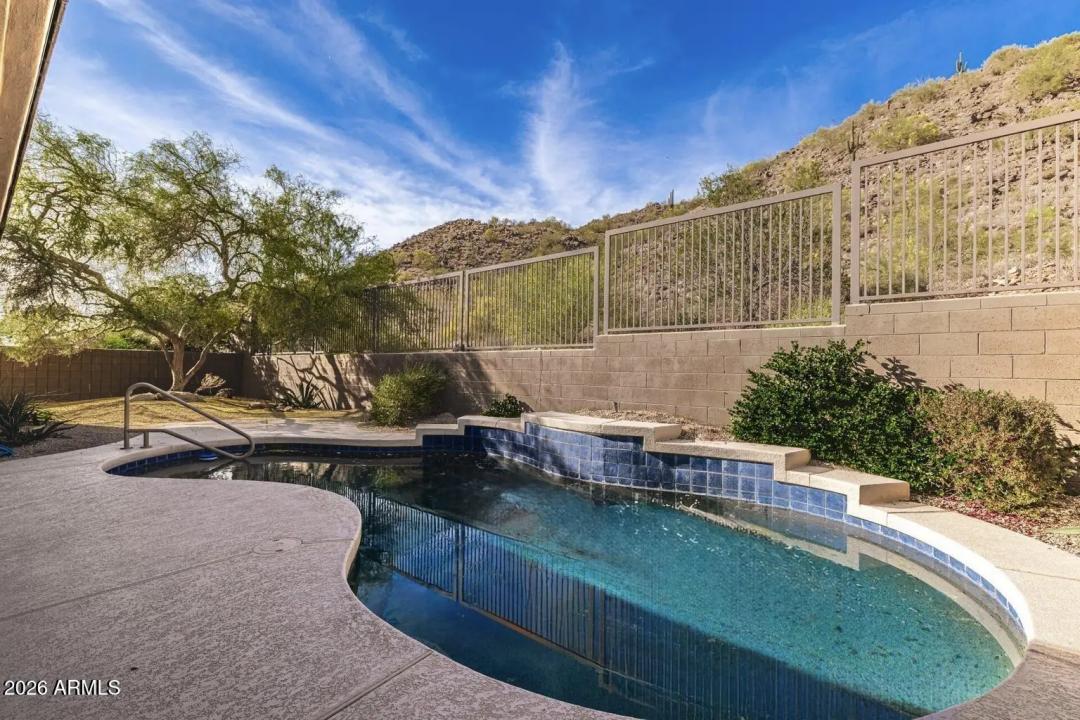 Real Estate Picture 28