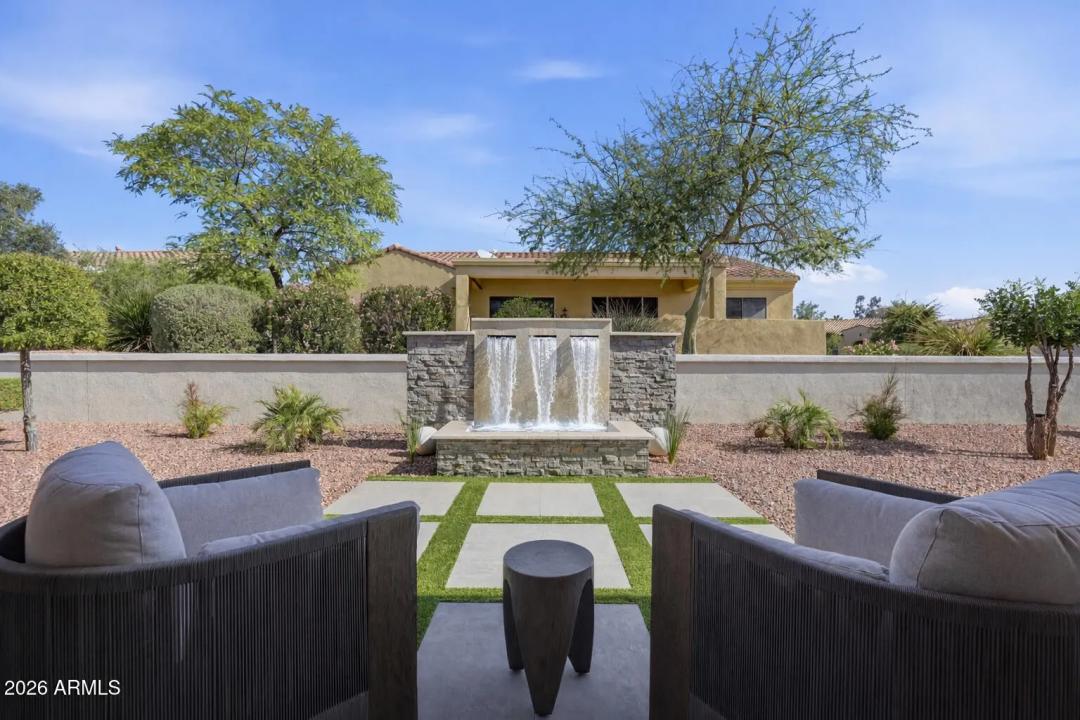 Real Estate Picture 2