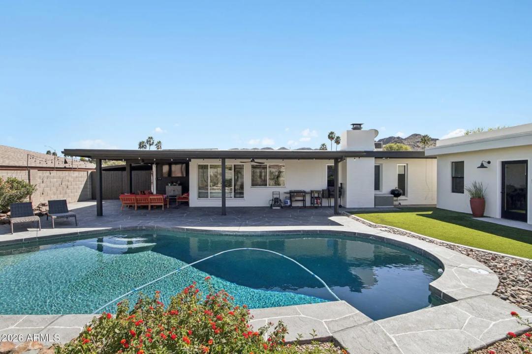 Real Estate Picture 27