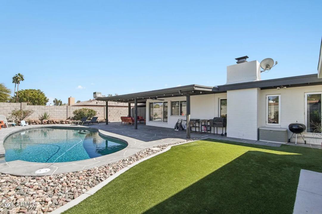 Real Estate Picture 28