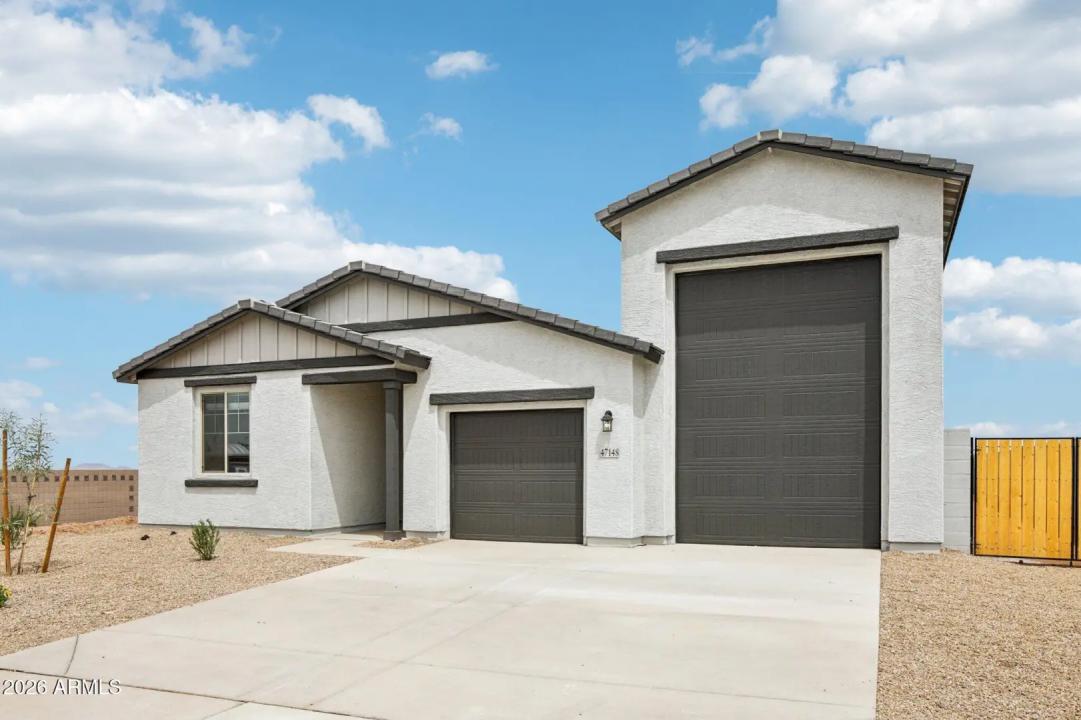 Real Estate Picture 3