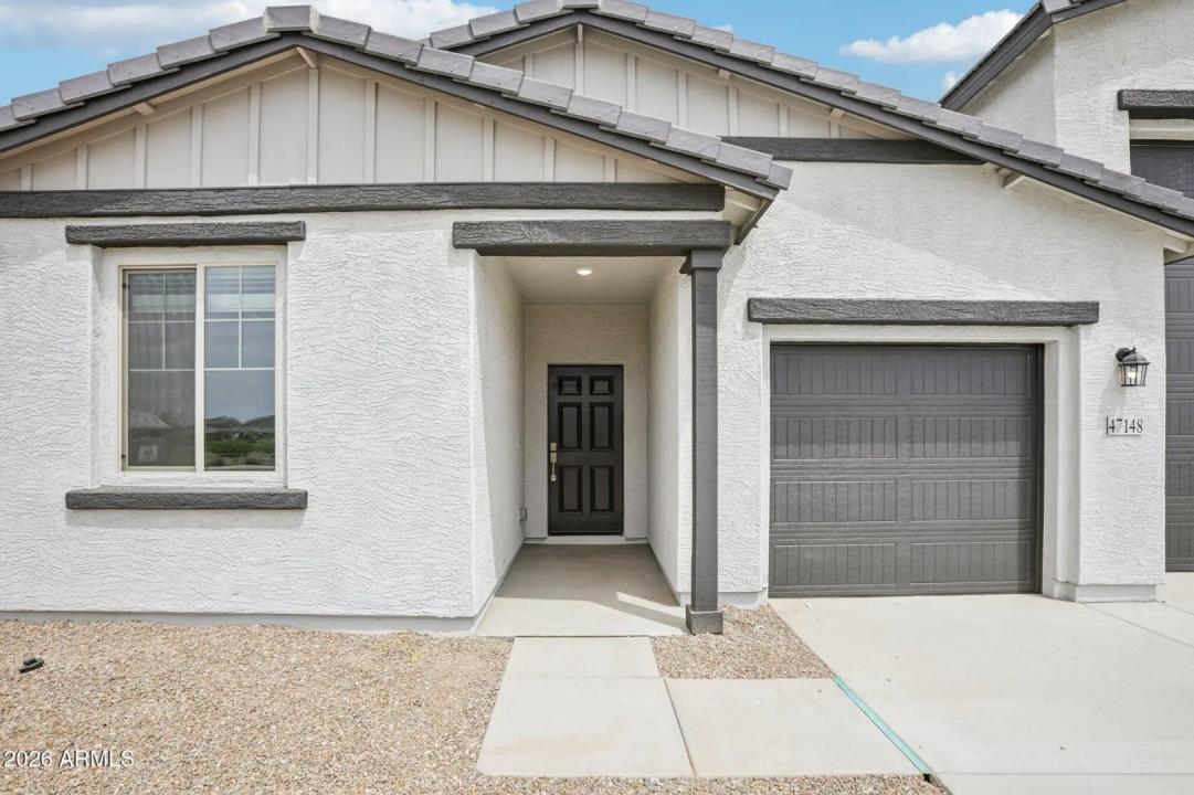 Real Estate Picture 4