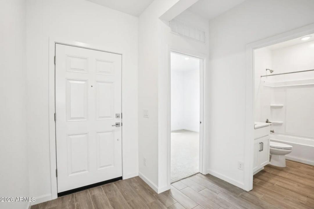 Real Estate Picture 5