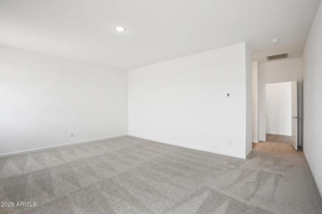 Real Estate Picture 27