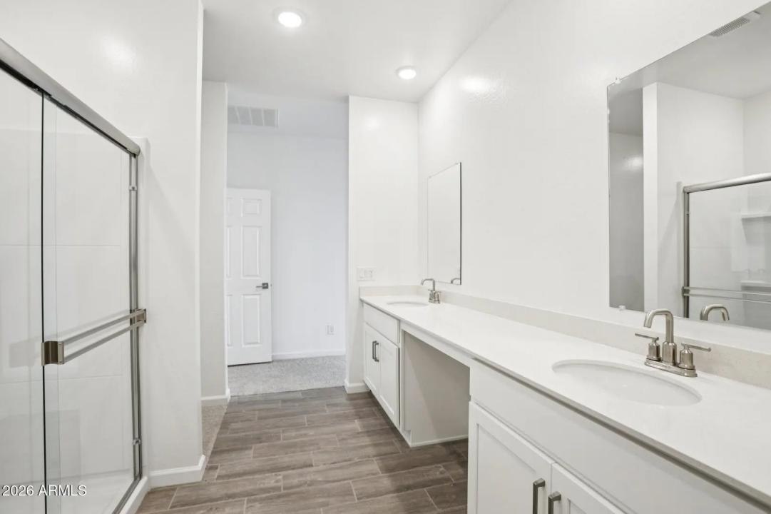 Real Estate Picture 31