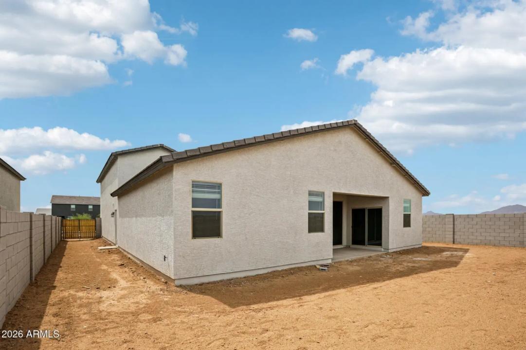 Real Estate Picture 37