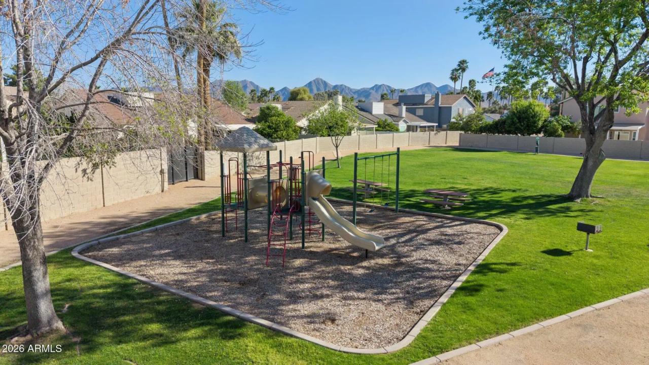 Real Estate Picture 54