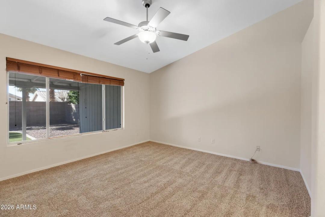 Real Estate Picture 13