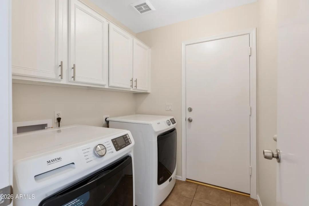 Real Estate Picture 21