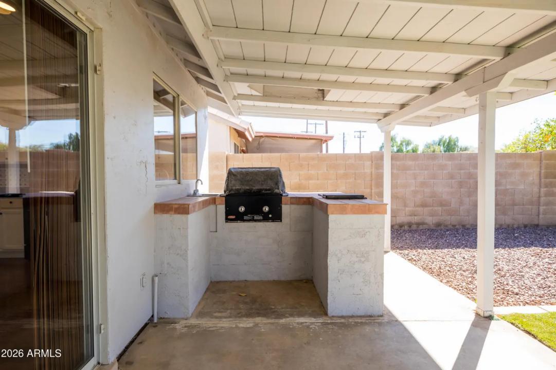 Real Estate Picture 23