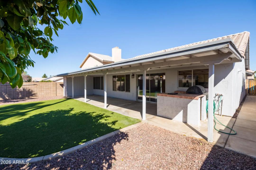 Real Estate Picture 25