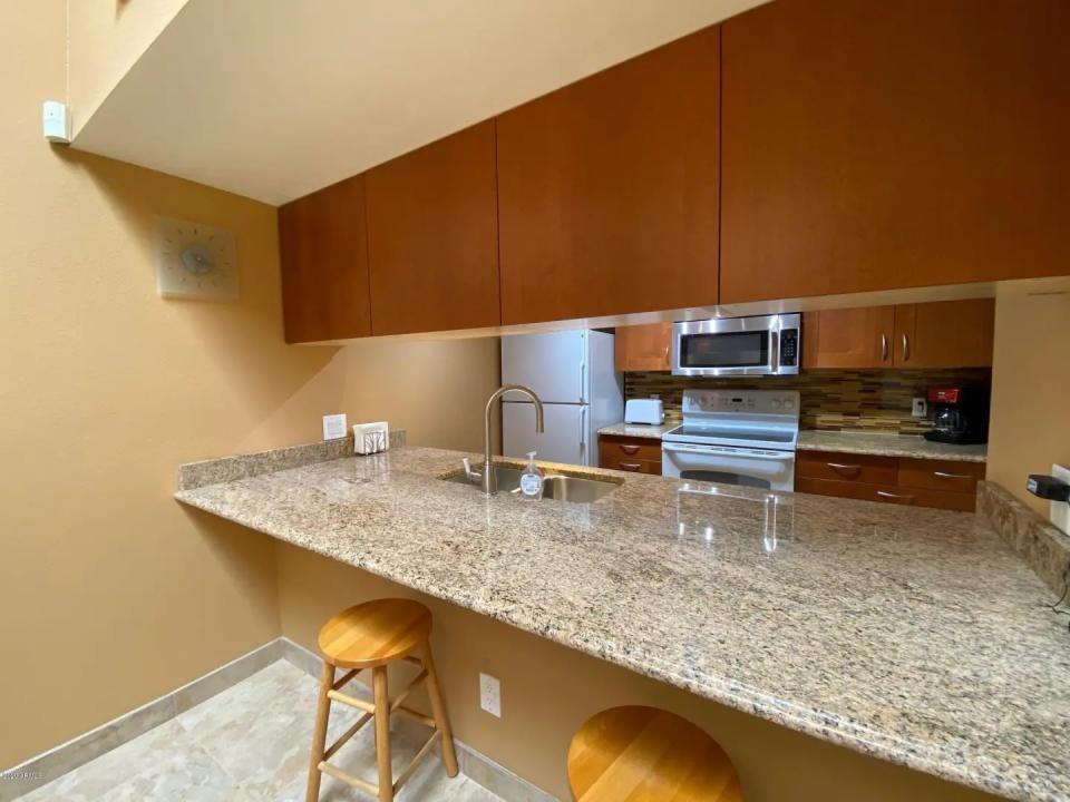 Real Estate Picture 2