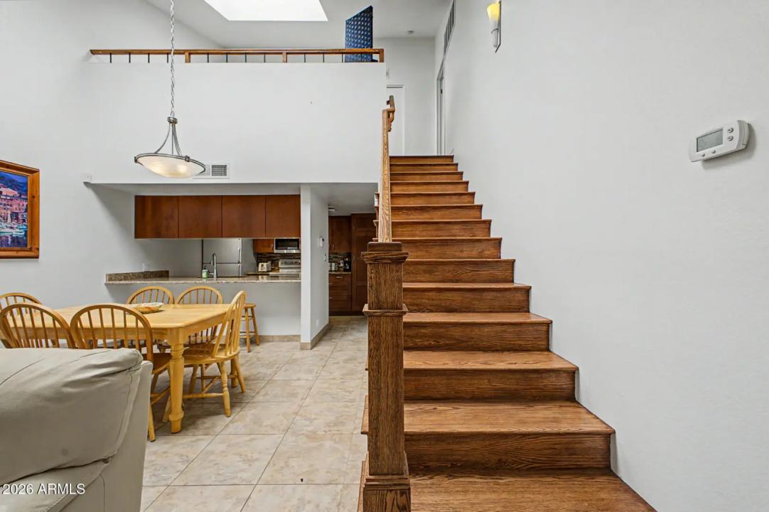 Real Estate Picture 18