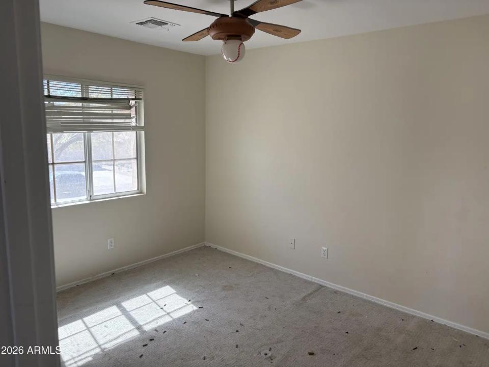 Real Estate Picture 11