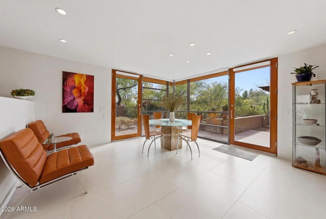 Real Estate Picture 15