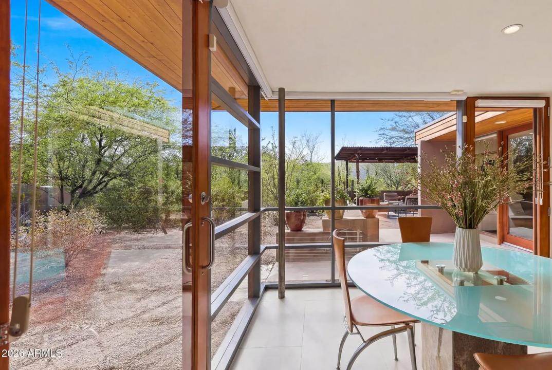 Real Estate Picture 16