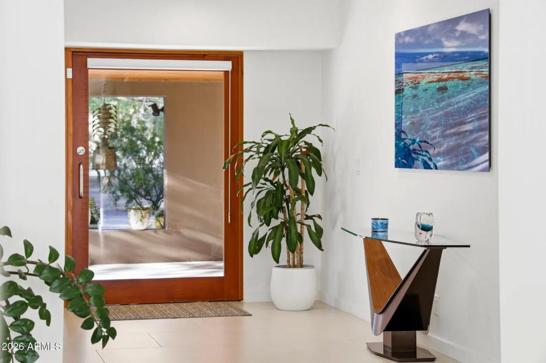 Real Estate Picture 10