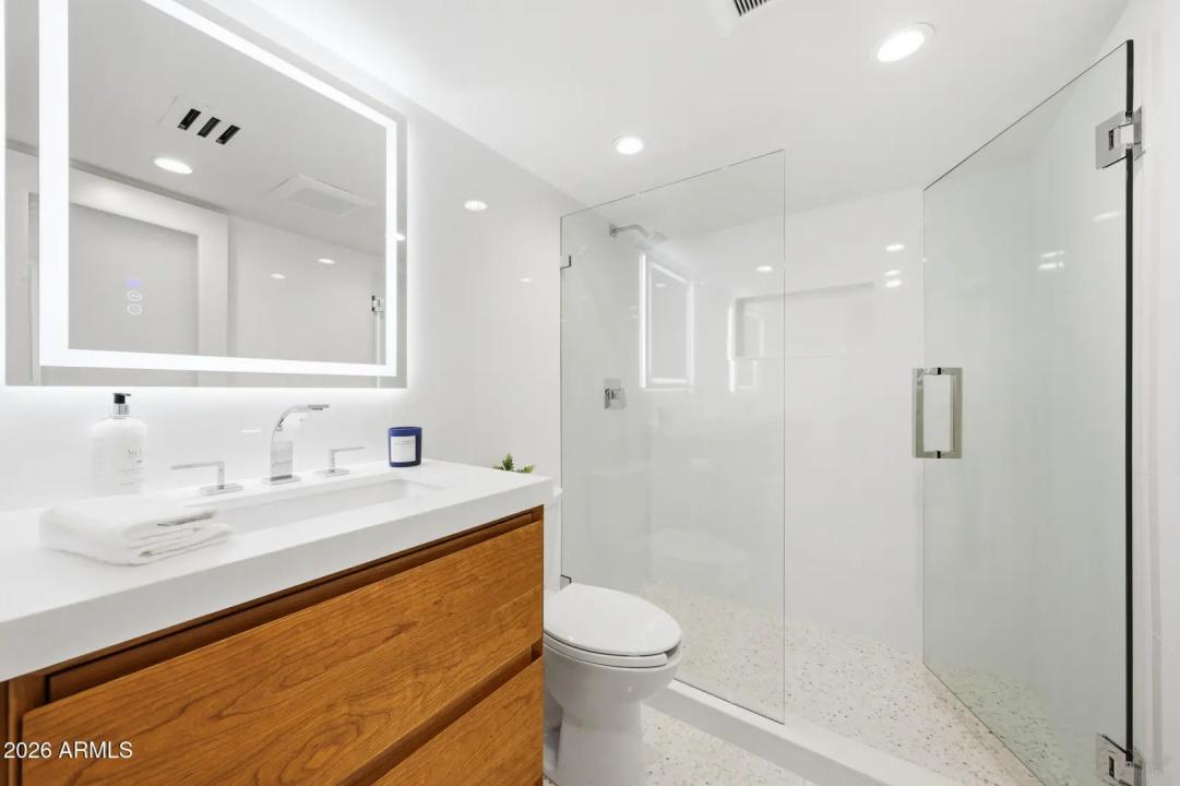 Real Estate Picture 34