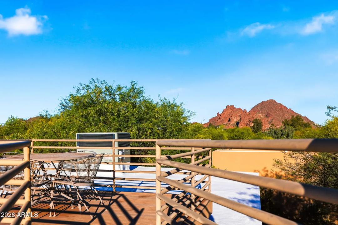 Real Estate Picture 58