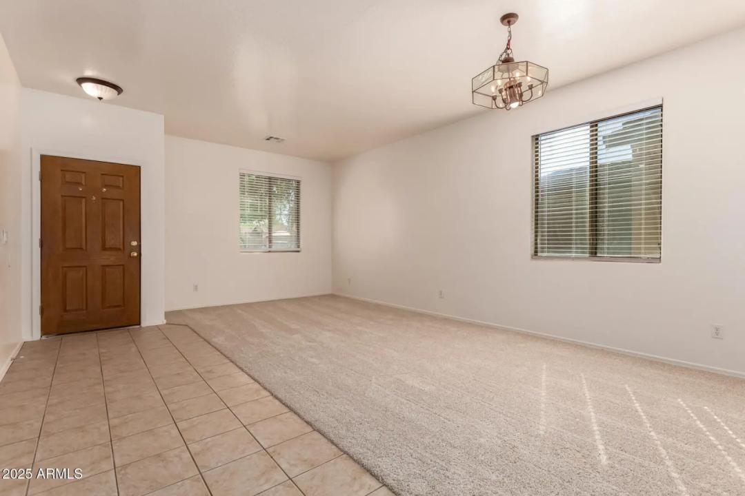 Real Estate Picture 5