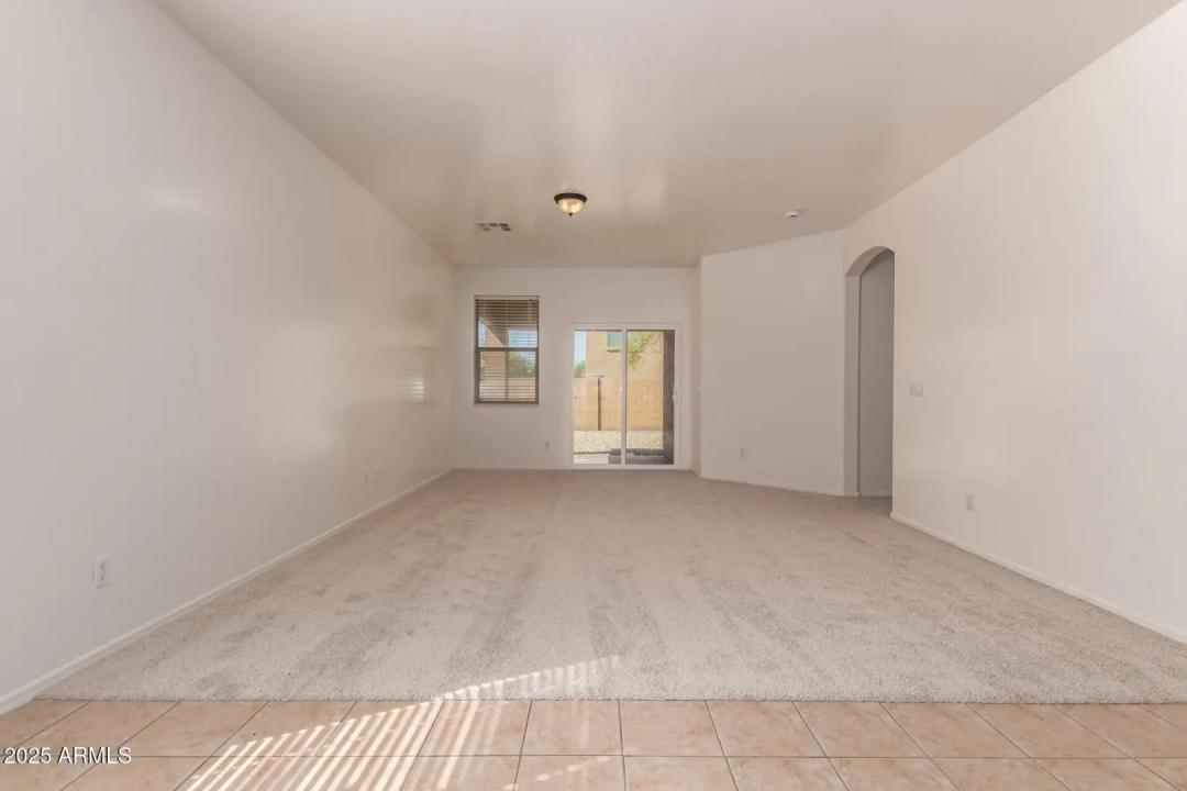 Real Estate Picture 11