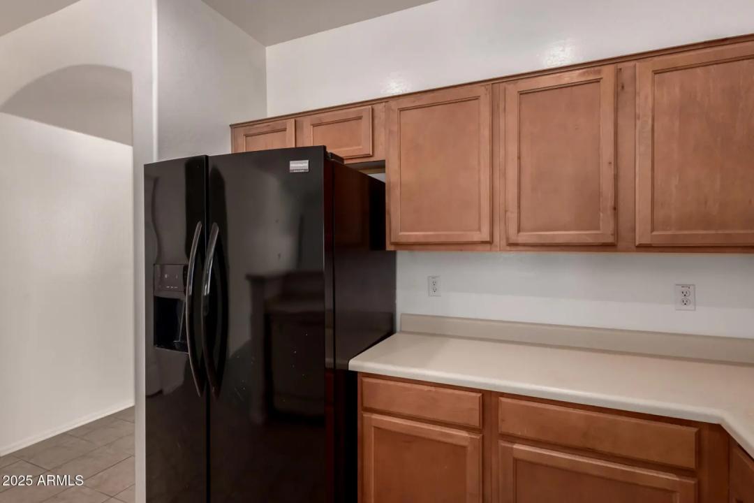 Real Estate Picture 16