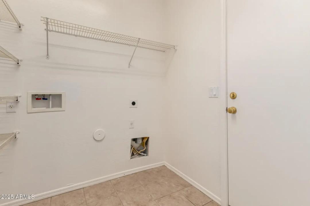 Real Estate Picture 33