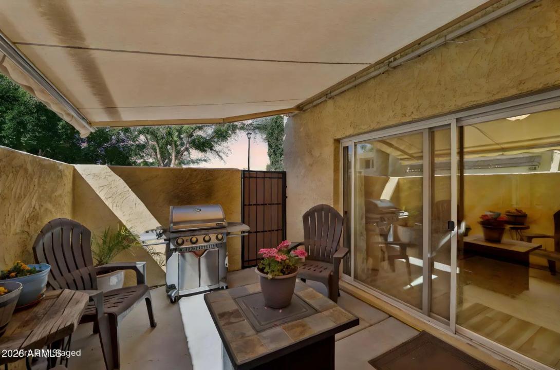 Real Estate Picture 23