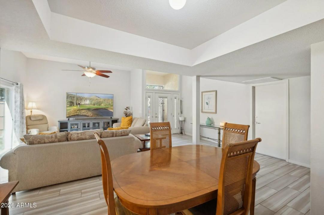 Real Estate Picture 5