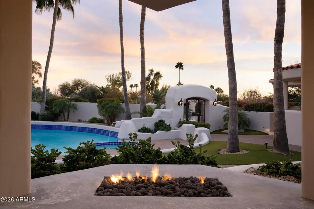 Real Estate Picture 25