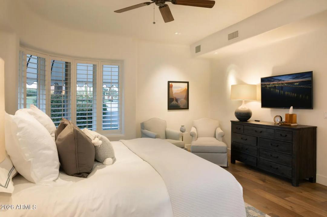 Real Estate Picture 28