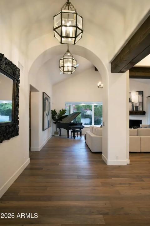 Real Estate Picture 12