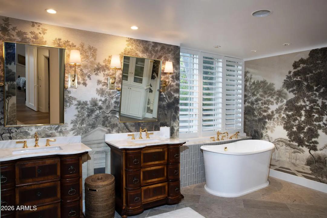 Real Estate Picture 15