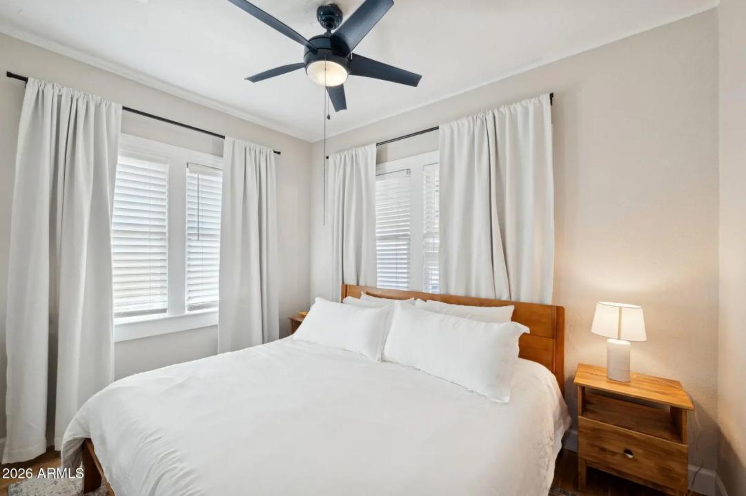 Real Estate Picture 19