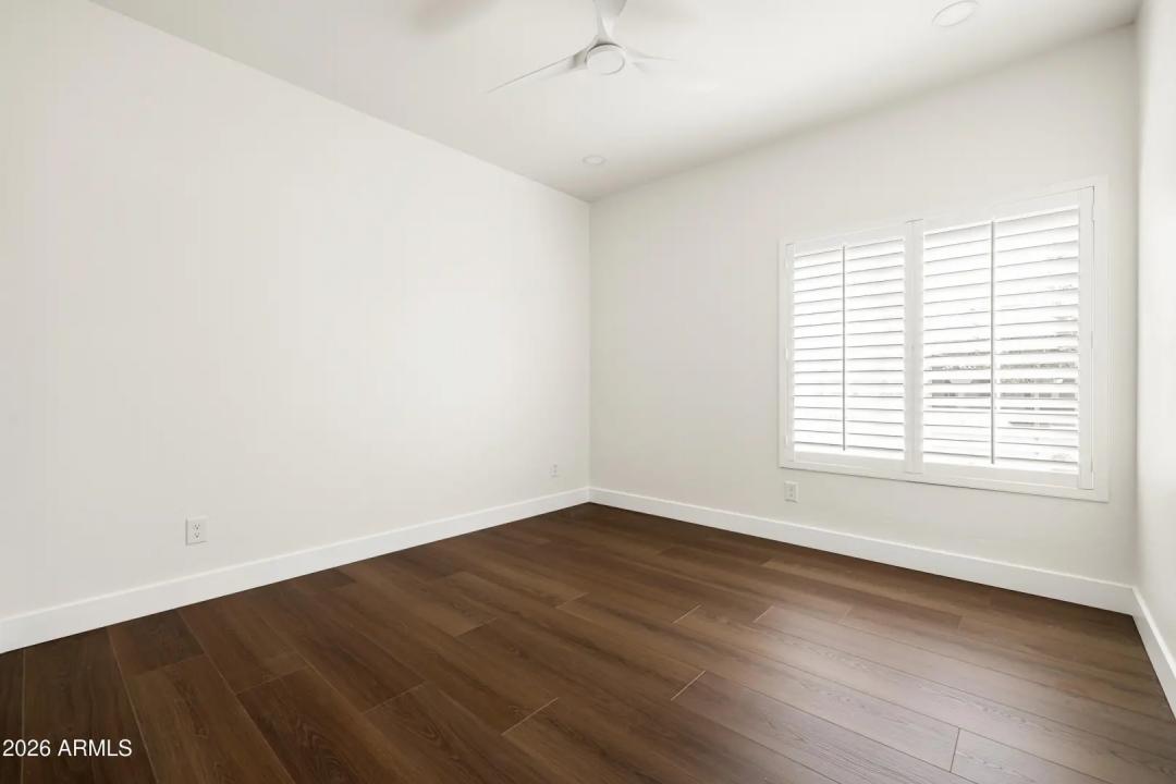 Real Estate Picture 44