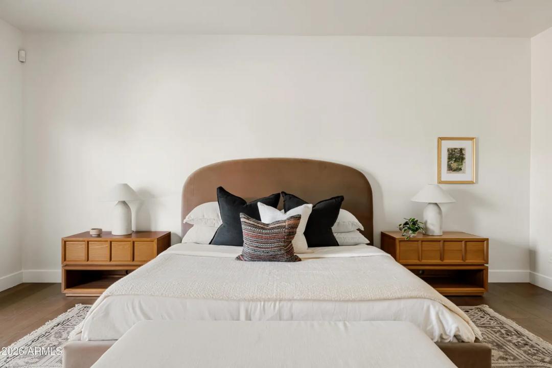 Real Estate Picture 29