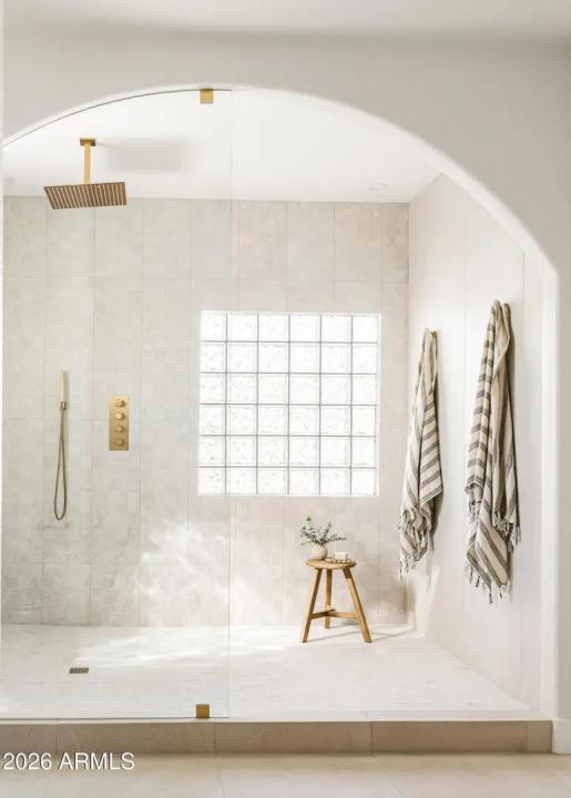 Real Estate Picture 34