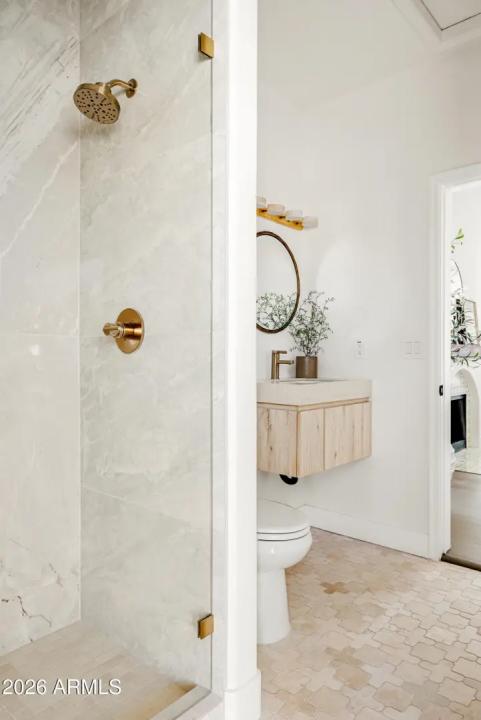 Real Estate Picture 24