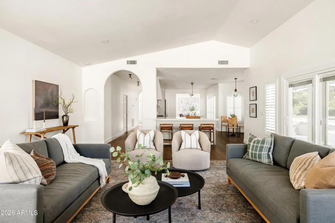 Real Estate Picture 19