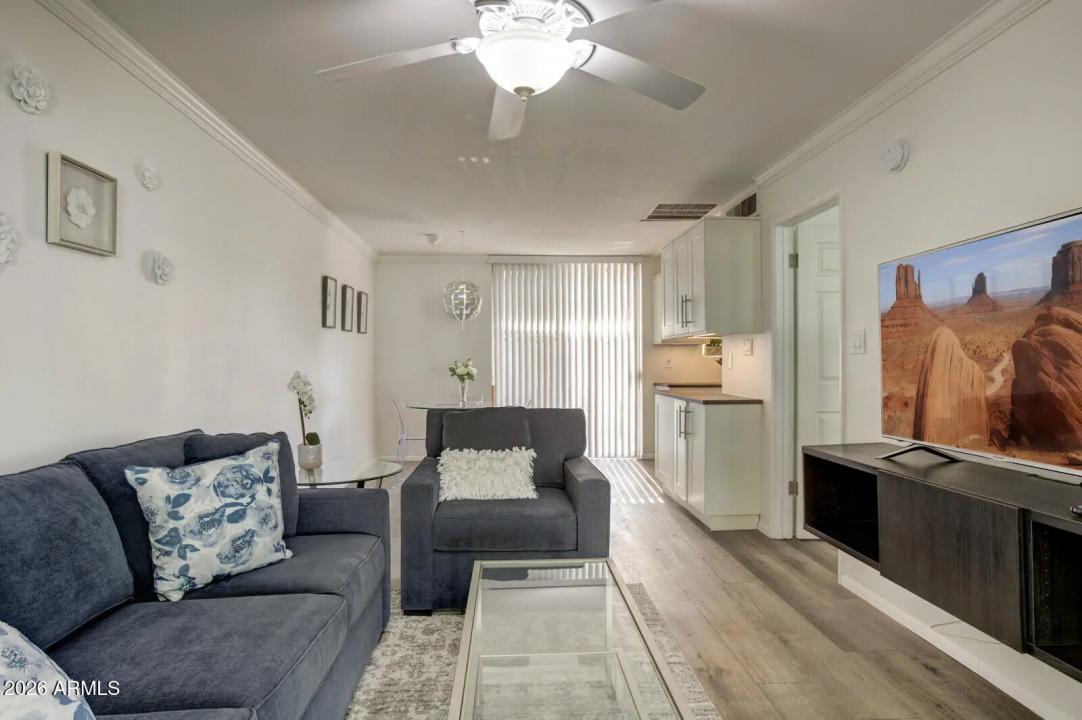 Real Estate Picture 6