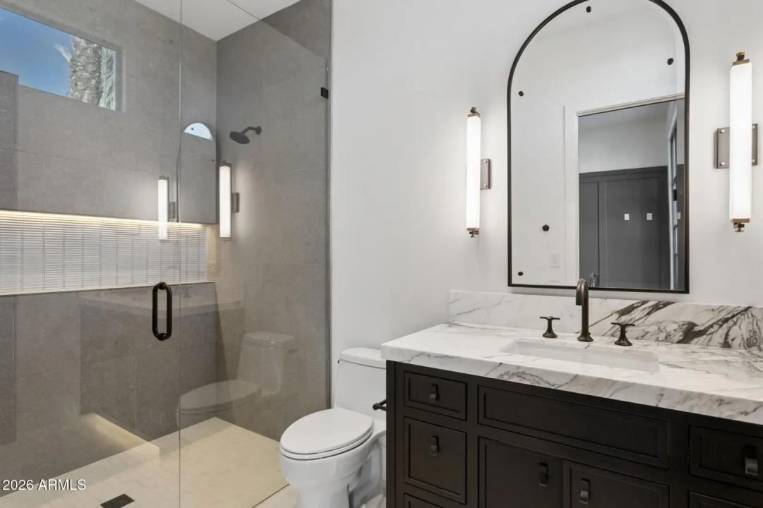 Real Estate Picture 41