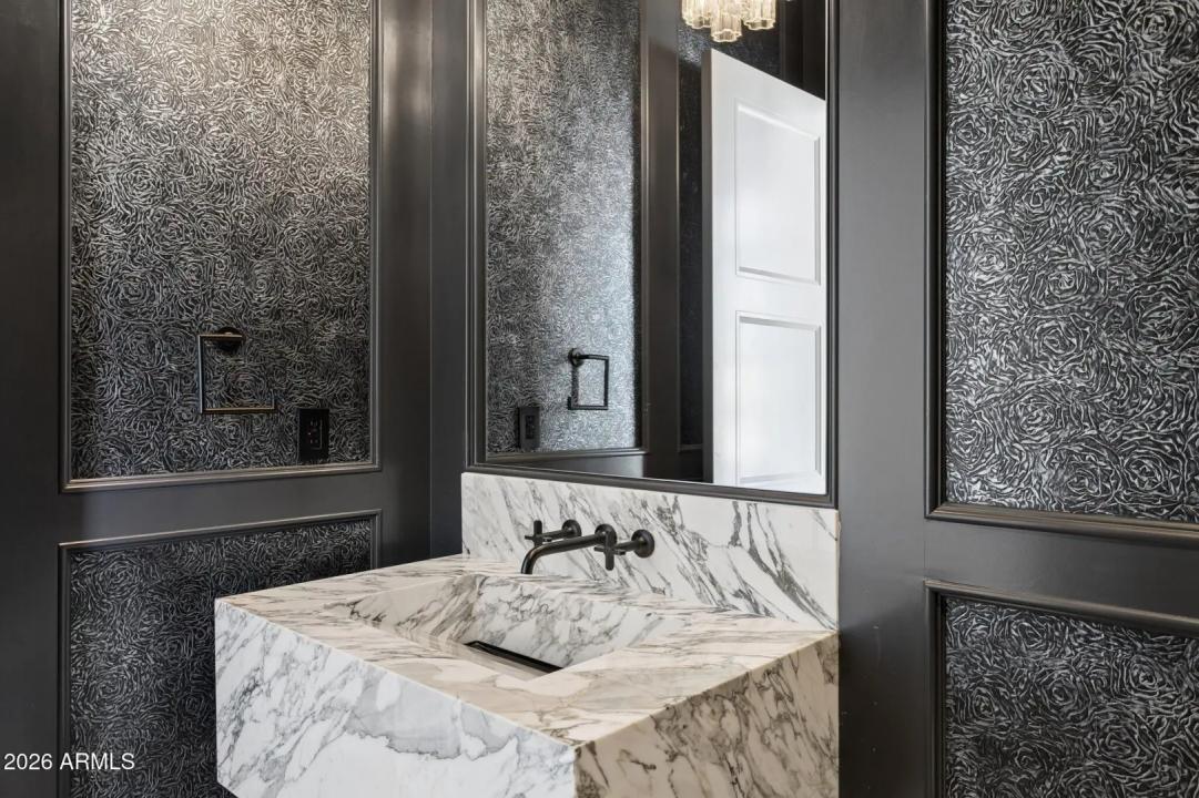 Real Estate Picture 49