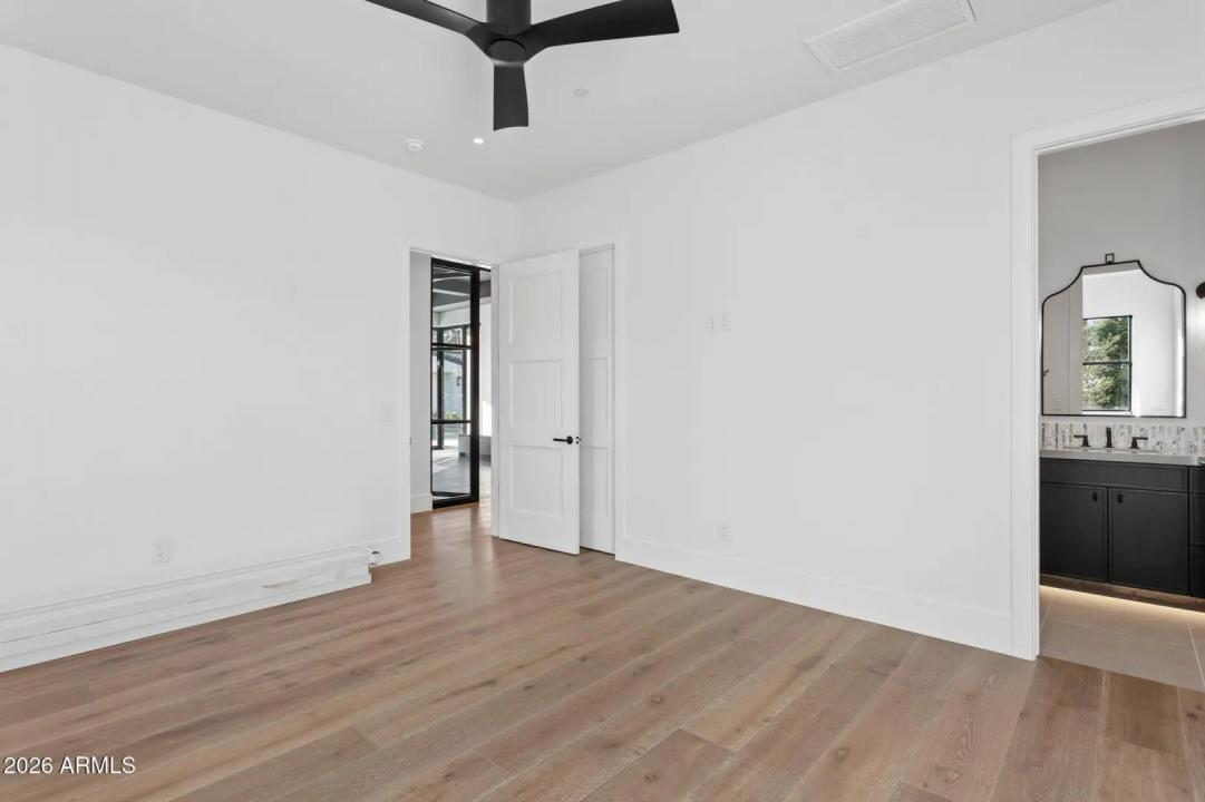 Real Estate Picture 58