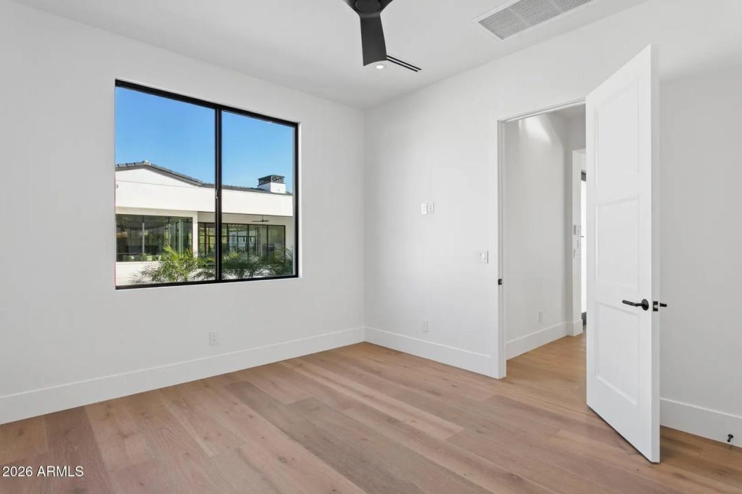 Real Estate Picture 68