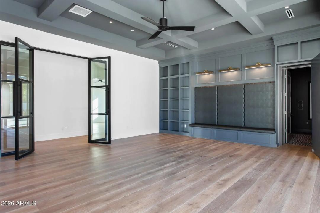 Real Estate Picture 43