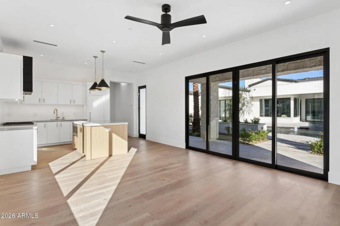 Real Estate Picture 67